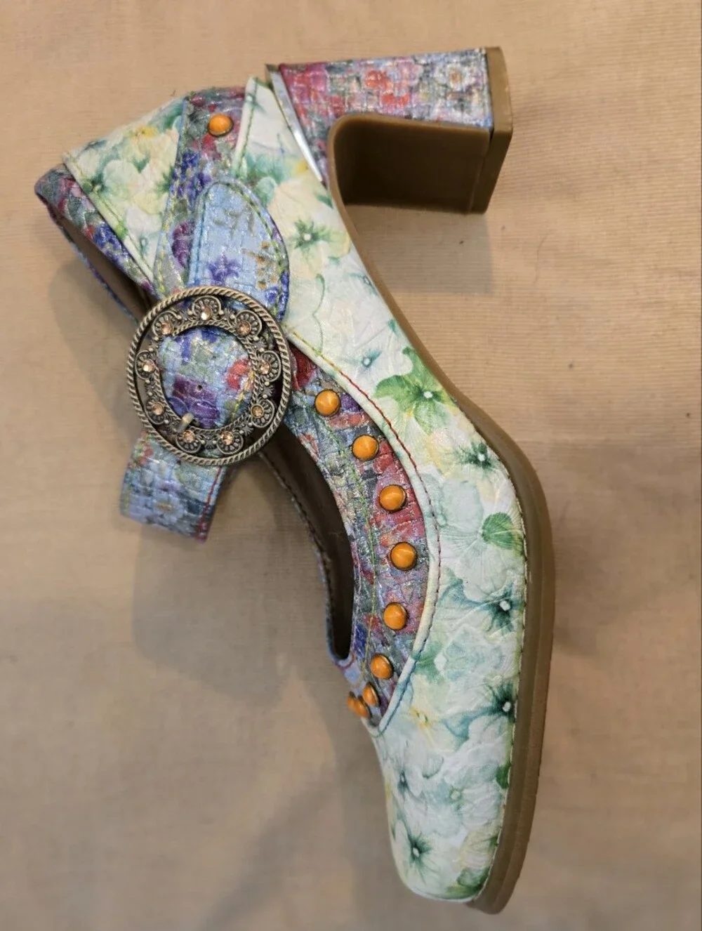 Spring Step Floral Mary Jane Block Heel Pumps - US 6